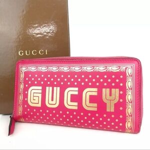 Like new Authentic GUCCI Sega Collaboration Wallet